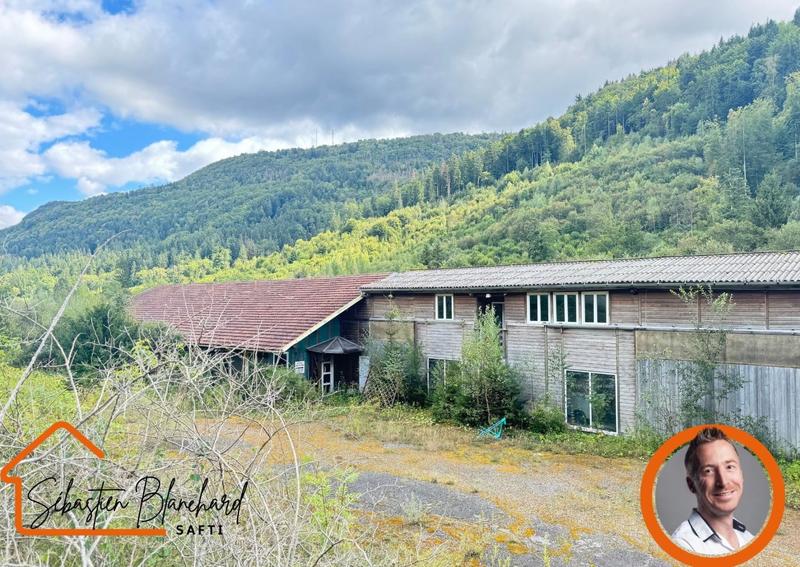 Immeuble - 1 495 m²