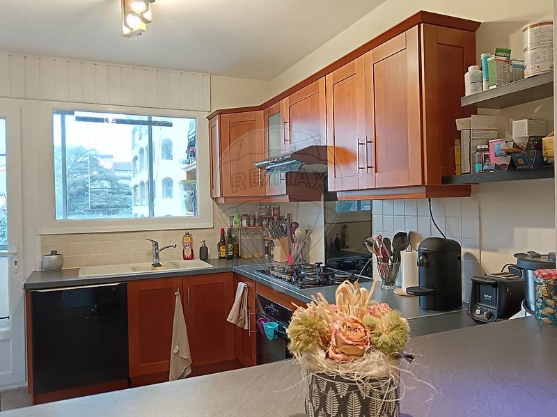 Appartement - 85 m² - 4 pièces