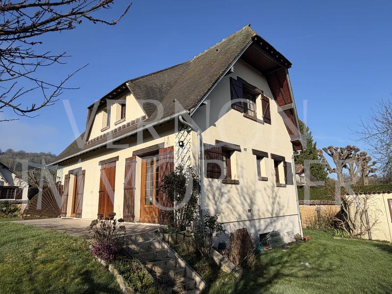 Maison traditionnelle - 113 m² - 5 pièces
