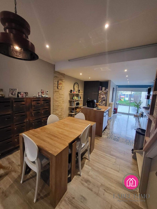 Maison - 111 m² - 5 pièces