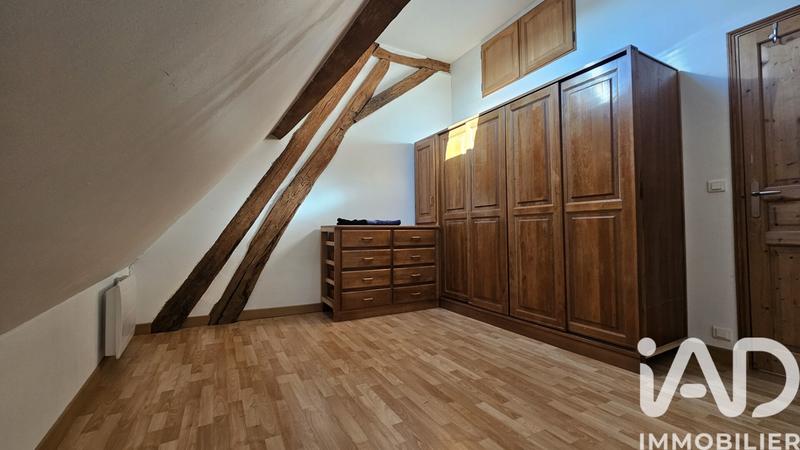 Maison - 181 m² - 7 pièces