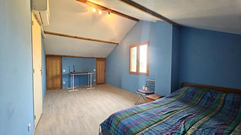 Maison traditionnelle - 143 m² - 7 pièces