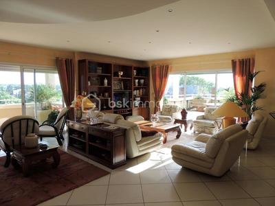 Penthouse - 160 m² - 4 pièces