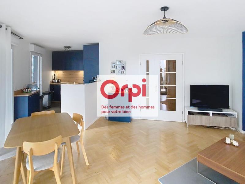 Appartement - 84 m² - 4 pièces