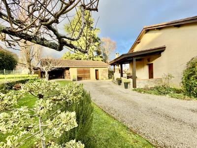 Maison traditionnelle - 145 m² - 5 pièces