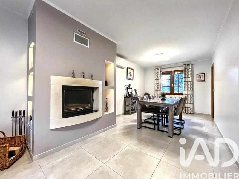 Maison - 141 m² - 7 pièces