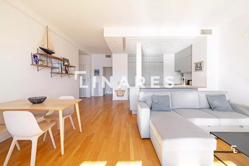 Appartement - 80 m² - 3 pièces