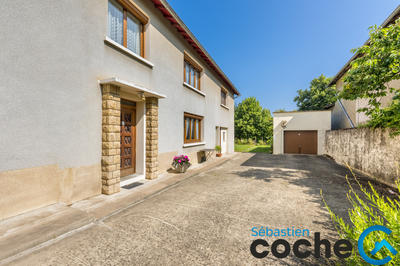 Maison - 130 m² - 4 pièces