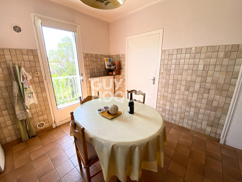 Maison - 247 m² - 6 pièces