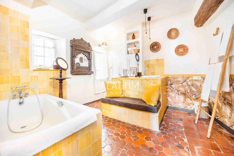 Bastide - 249 m² - 6 pièces