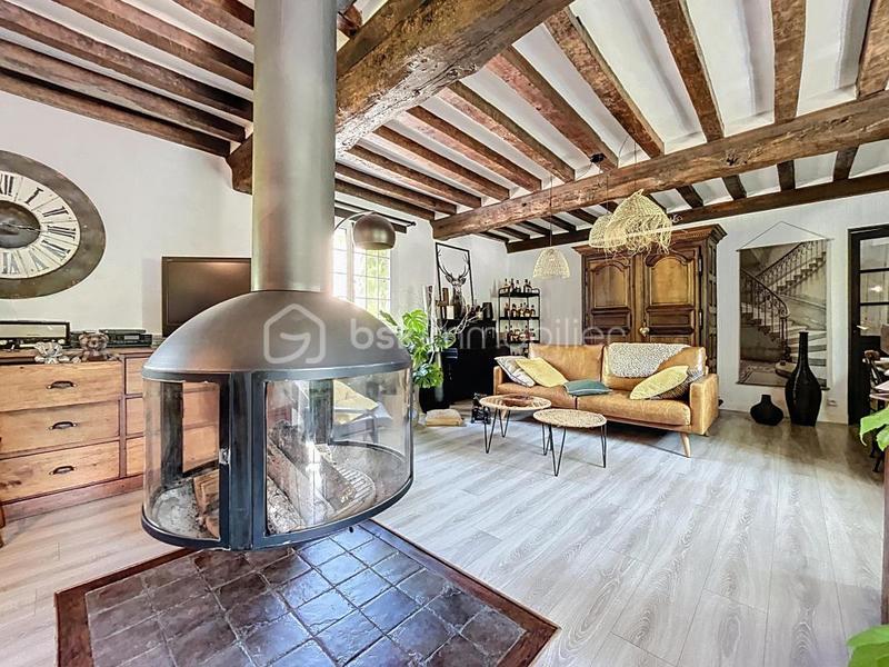 Demeure - 140 m² - 5 pièces