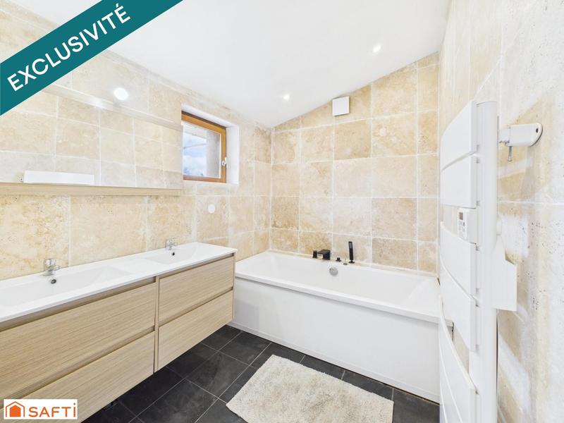 Maison - 125 m² - 6 pièces