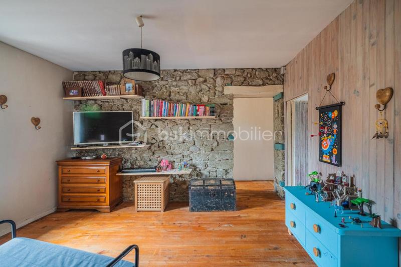 Appartement - 100 m² - 4 pièces