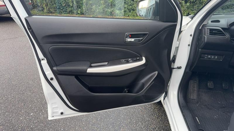 Suzuki Swift 1.2 Dualjet 83.0 Privilege