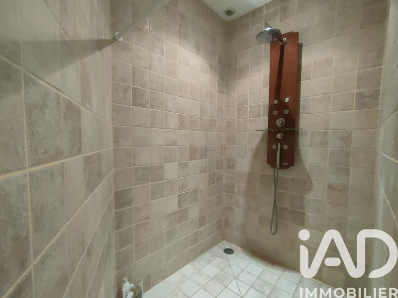 Maison - 285 m² - 9 pièces