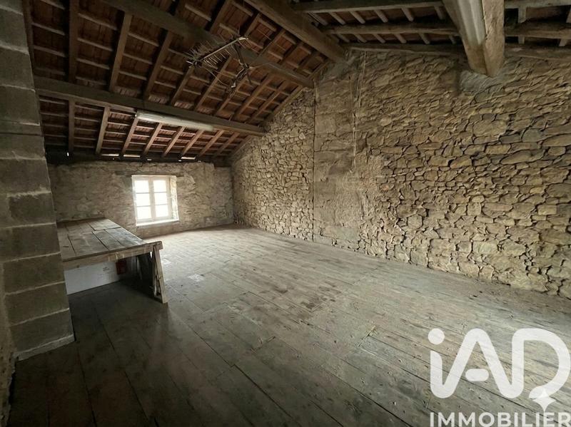 Maison de village - 181 m² - 7 pièces