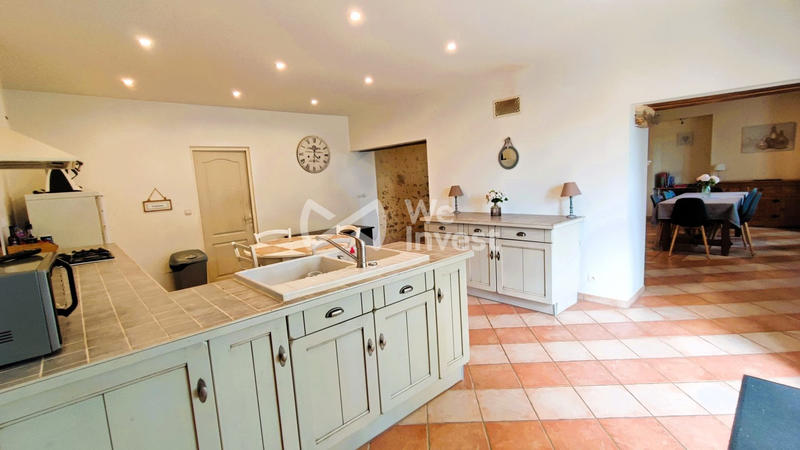 Maison - 170 m² - 8 pièces