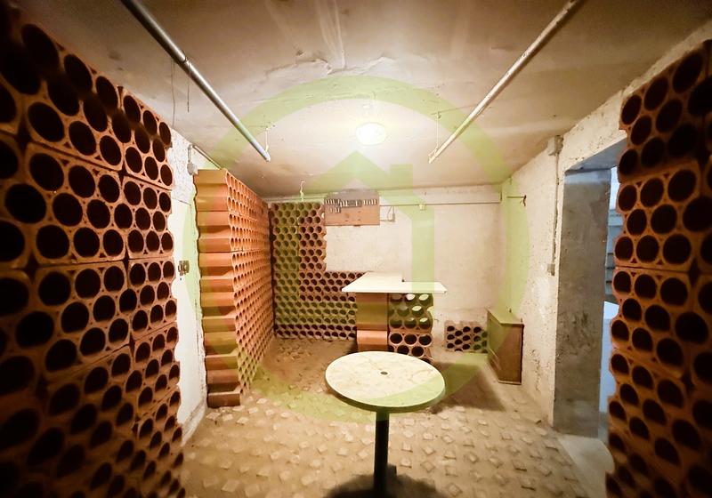 Maison - 180 m² - 5 pièces