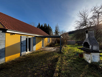 Maison - 90 m² - 4 pièces