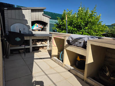 Maison - 94 m² - 4 pièces