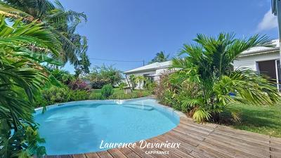 Maison de bois - 150 m² - 4 pièces