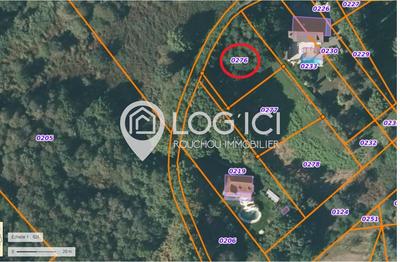 Terrain constructible - 1 100 m²