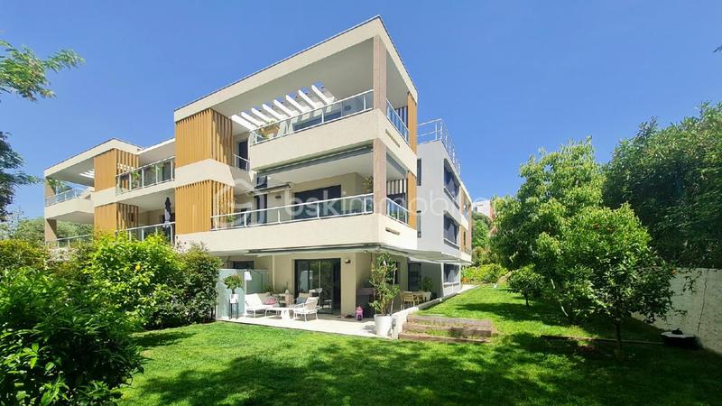 Appartement - 107 m² - 4 pièces