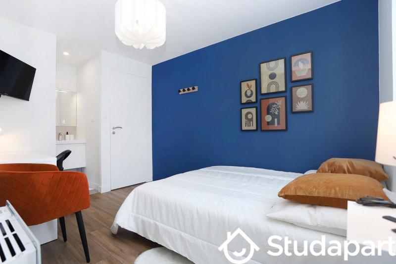 Chambre - 10 m² - 1 pièce