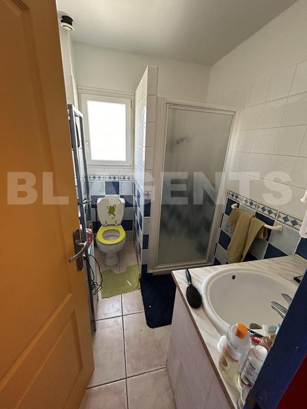 Villa - 250 m² - 8 pièces