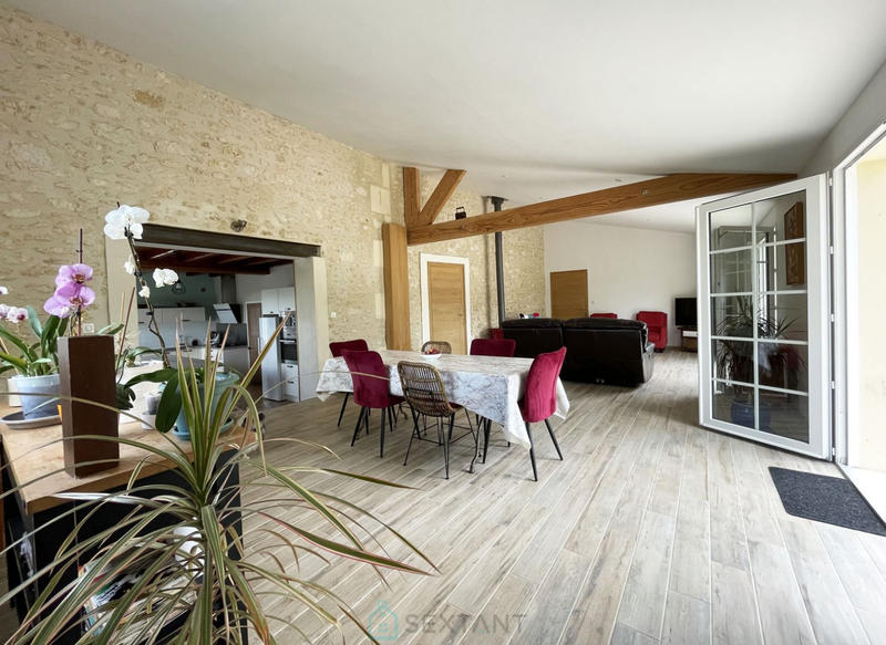 Maison - 166 m² - 6 pièces