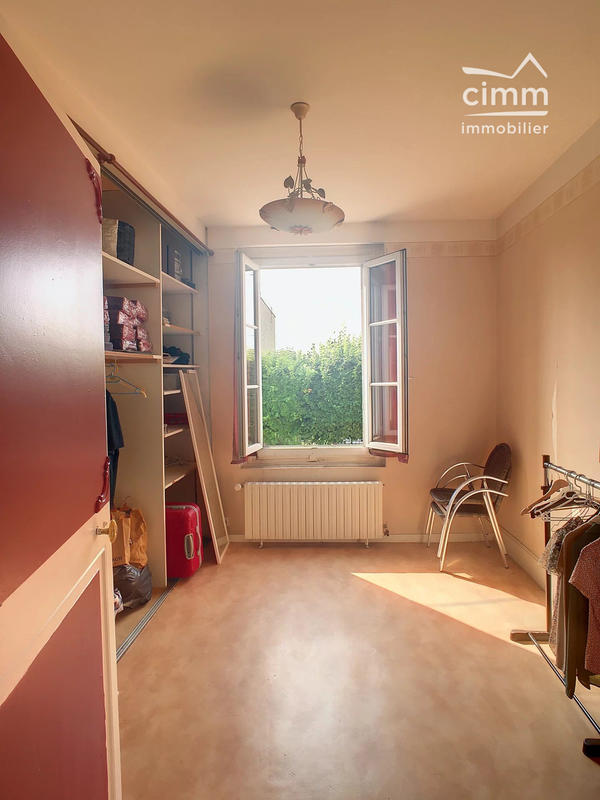 Fonds de commerce - Magasins - 93 m²