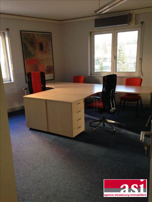 Local d'activités - 138 m² - 6 pièces