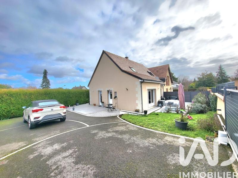 Maison - 107 m² - 5 pièces