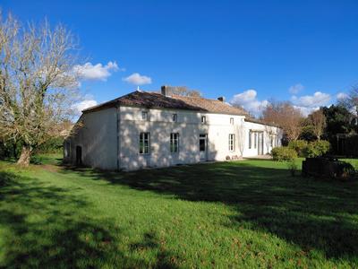 Maison ancienne - 99 m² - 6 pièces