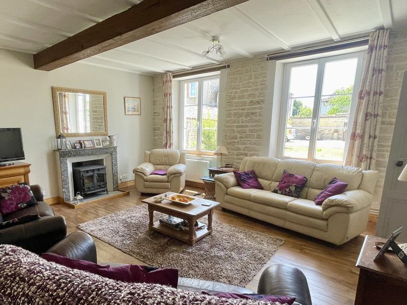 Maison - 136 m² - 4 pièces