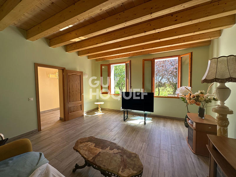 Maison de maîtres - 200 m² - 8 pièces