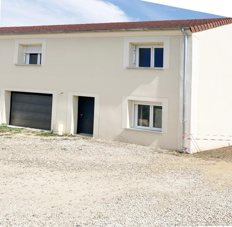 Maison - 101 m² - 5 pièces