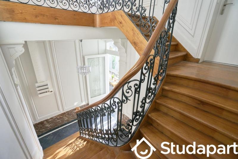 Chambre - 13 m² - 1 pièce