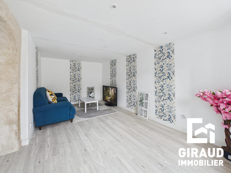 Maison ancienne - 84 m² - 7 pièces