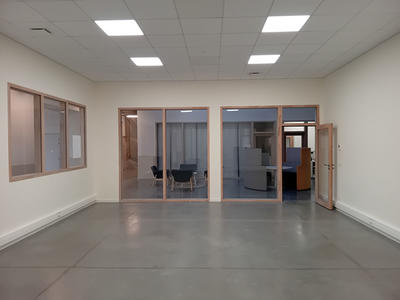 Bureau - 85 m²