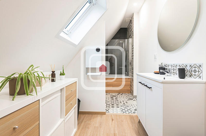 Maison - 124 m² - 6 pièces