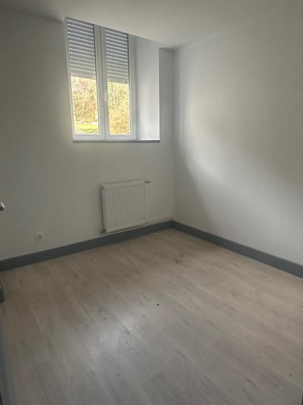 Appartement - 90 m² - 6 pièces