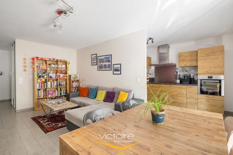 Appartement - 67 m² - 3 pièces