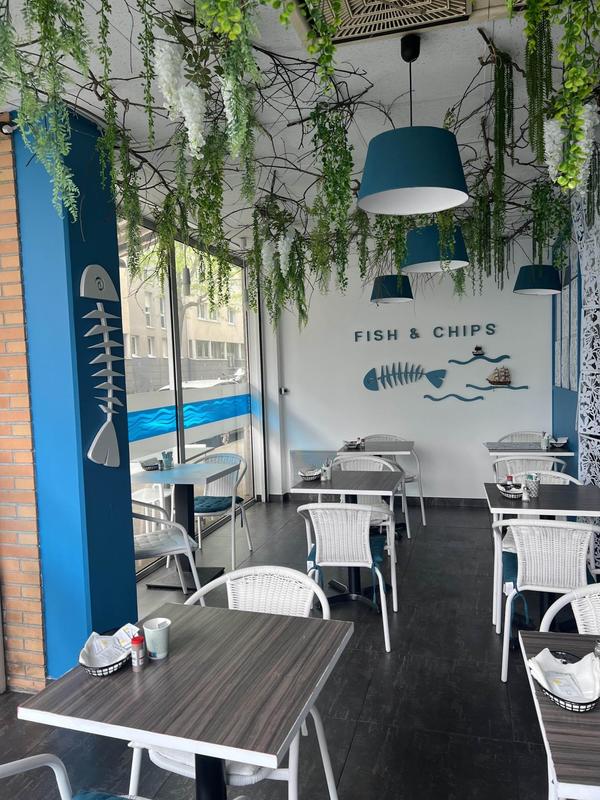 Local commercial - 90 m² - 2 pièces