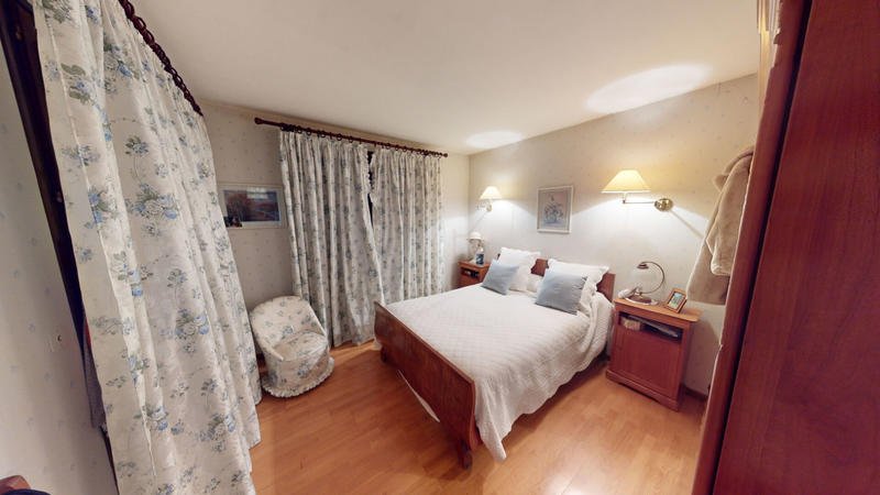 Maison - 200 m² - 5 pièces