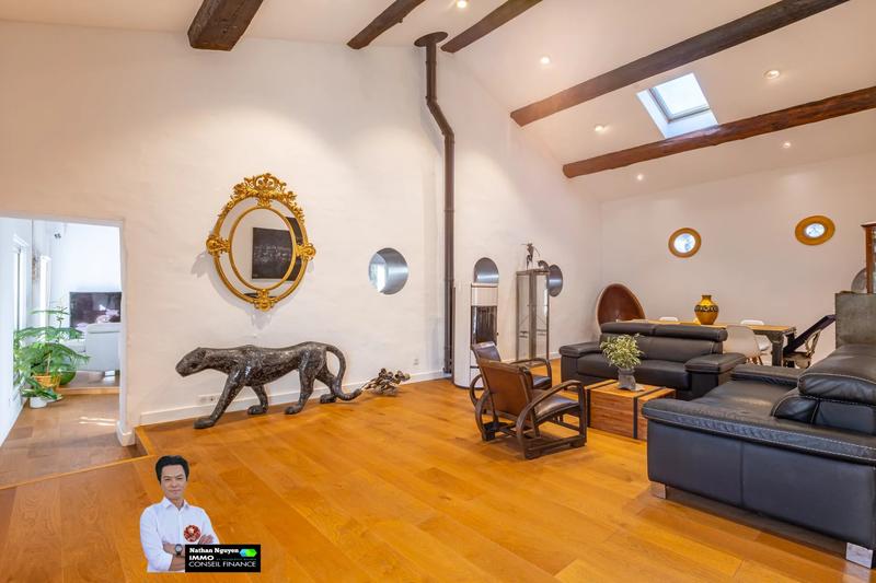 Mas - 303 m² - 9 pièces