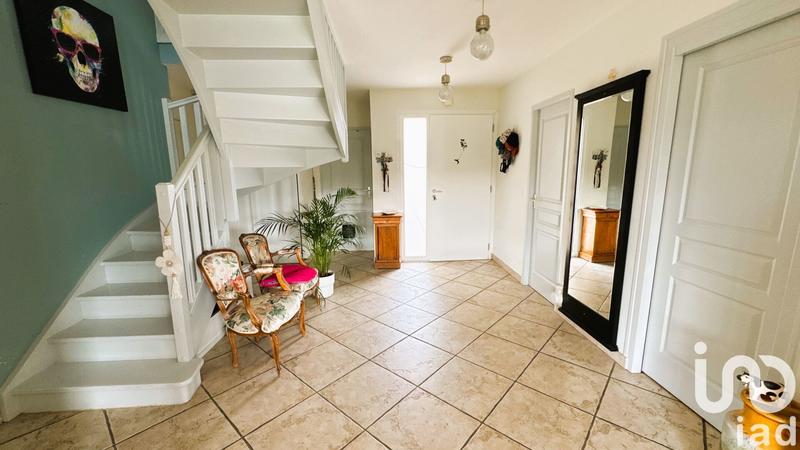 Maison - 215 m² - 6 pièces