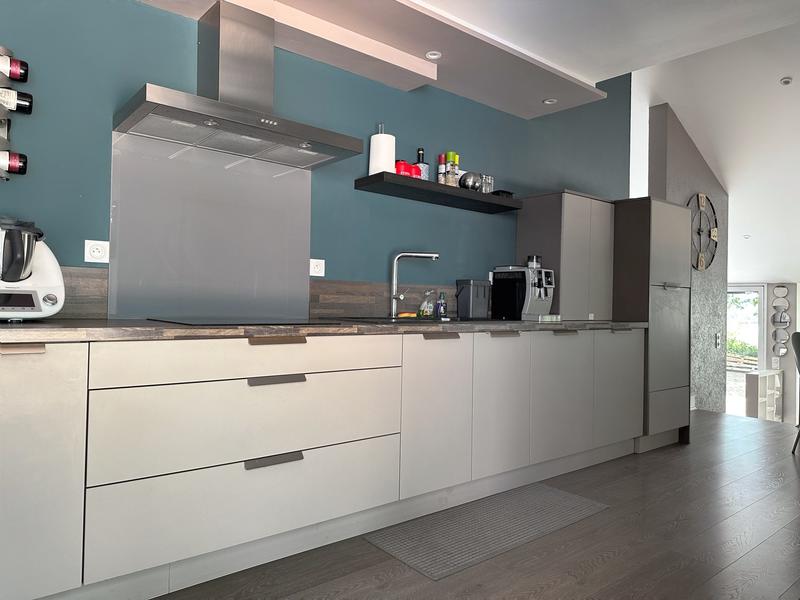 Maison - 143 m² - 6 pièces