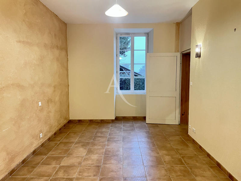 Maison - 100 m² - 3 pièces