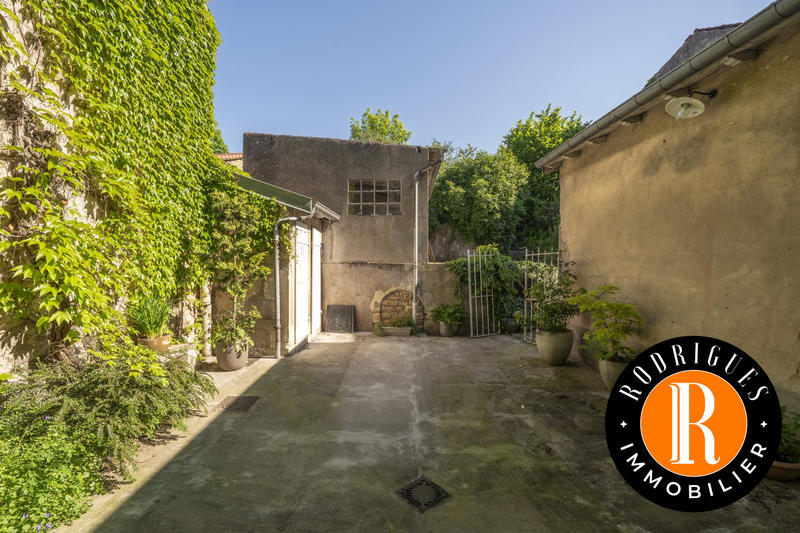 Maison - 227 m² - 10 pièces